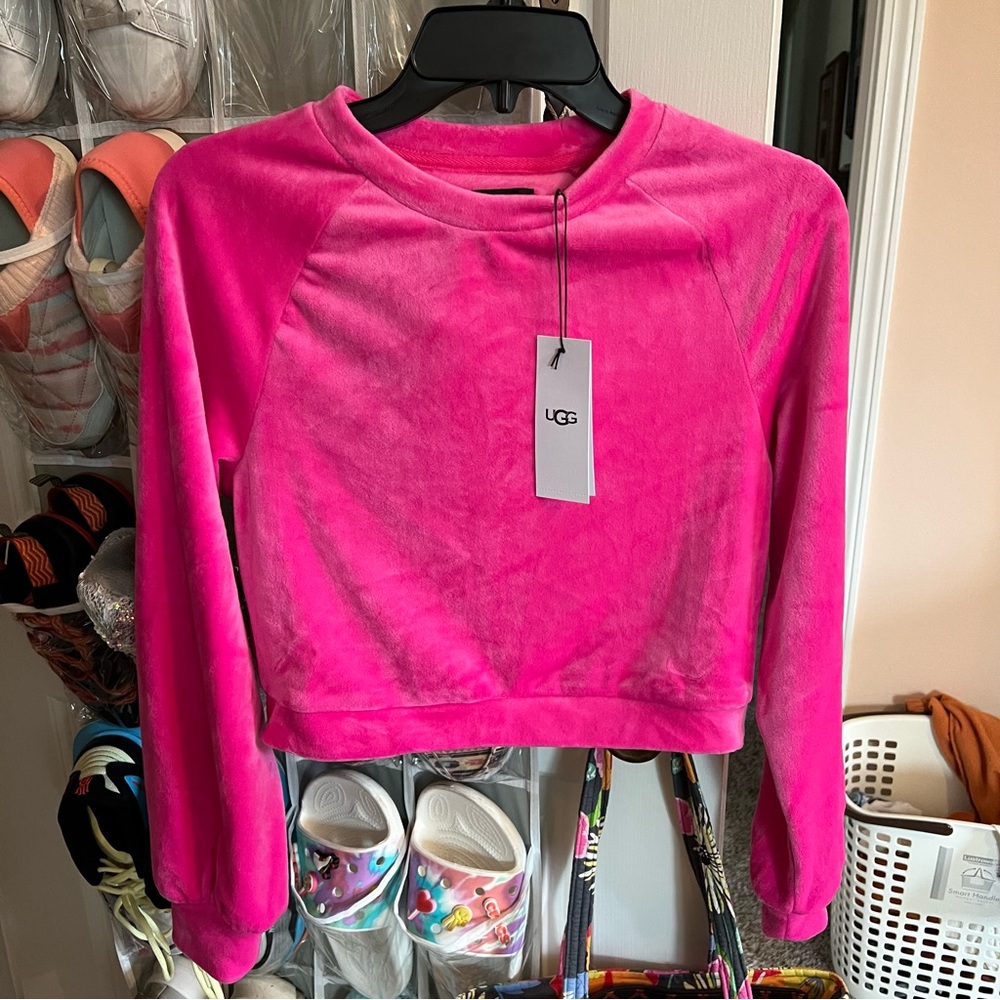 UGG Sonic Pink Cropped Sweatshirt Super Soft Small NEW Retail $88